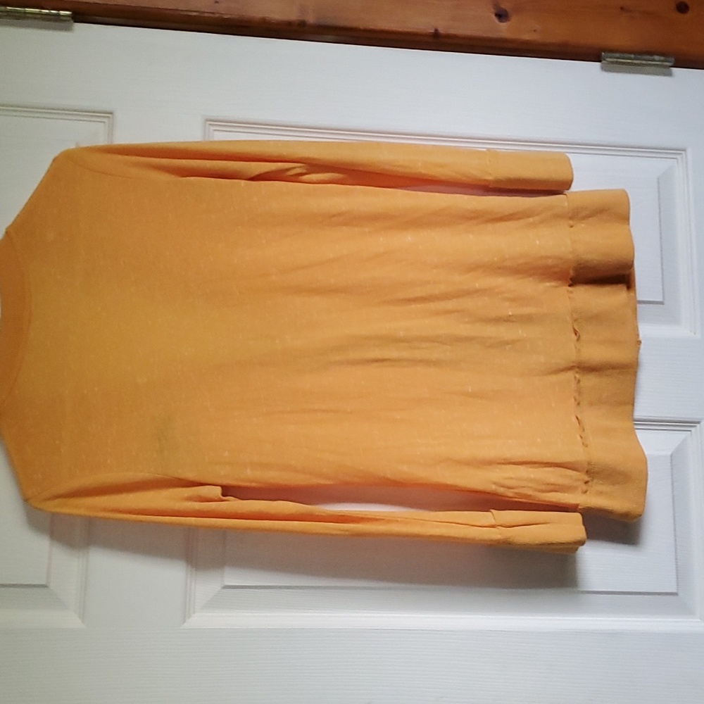 Colosseum V Neck Light Button Front - image 4